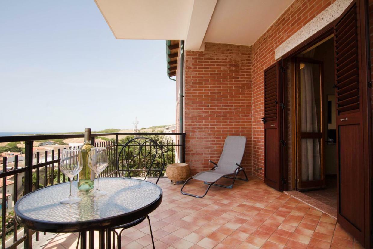 Mare Lughente Bed & Breakfast S'archittu Cuglieri Luaran gambar