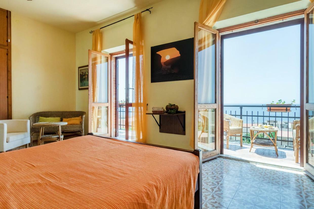 Mare Lughente Bed & Breakfast S'archittu Cuglieri Luaran gambar