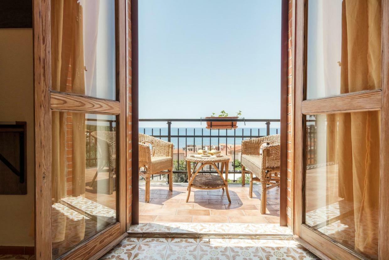 Mare Lughente Bed & Breakfast S'archittu Cuglieri Luaran gambar
