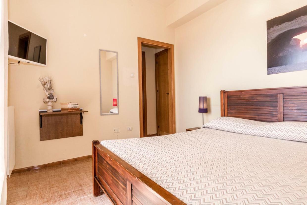 Mare Lughente Bed & Breakfast S'archittu Cuglieri Luaran gambar