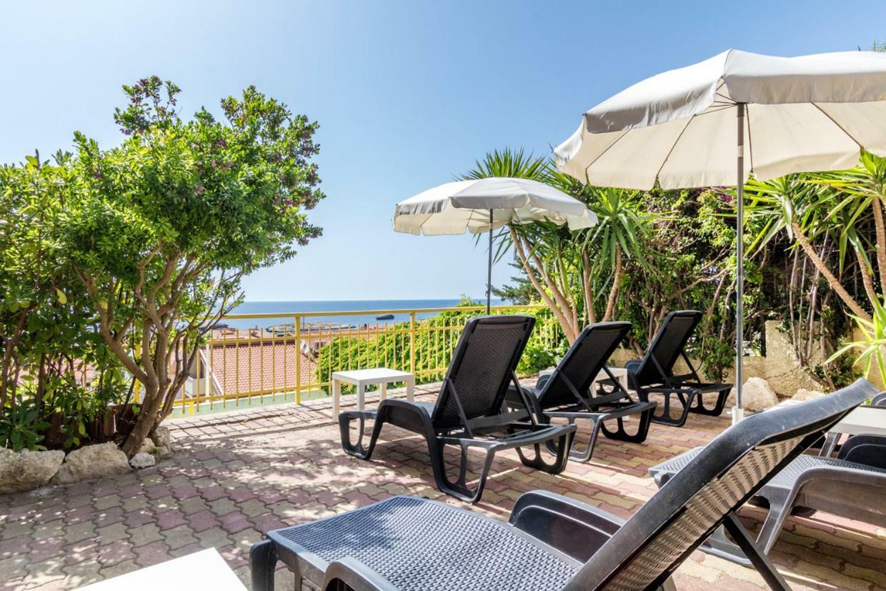 Mare Lughente Bed & Breakfast S'archittu Cuglieri Luaran gambar