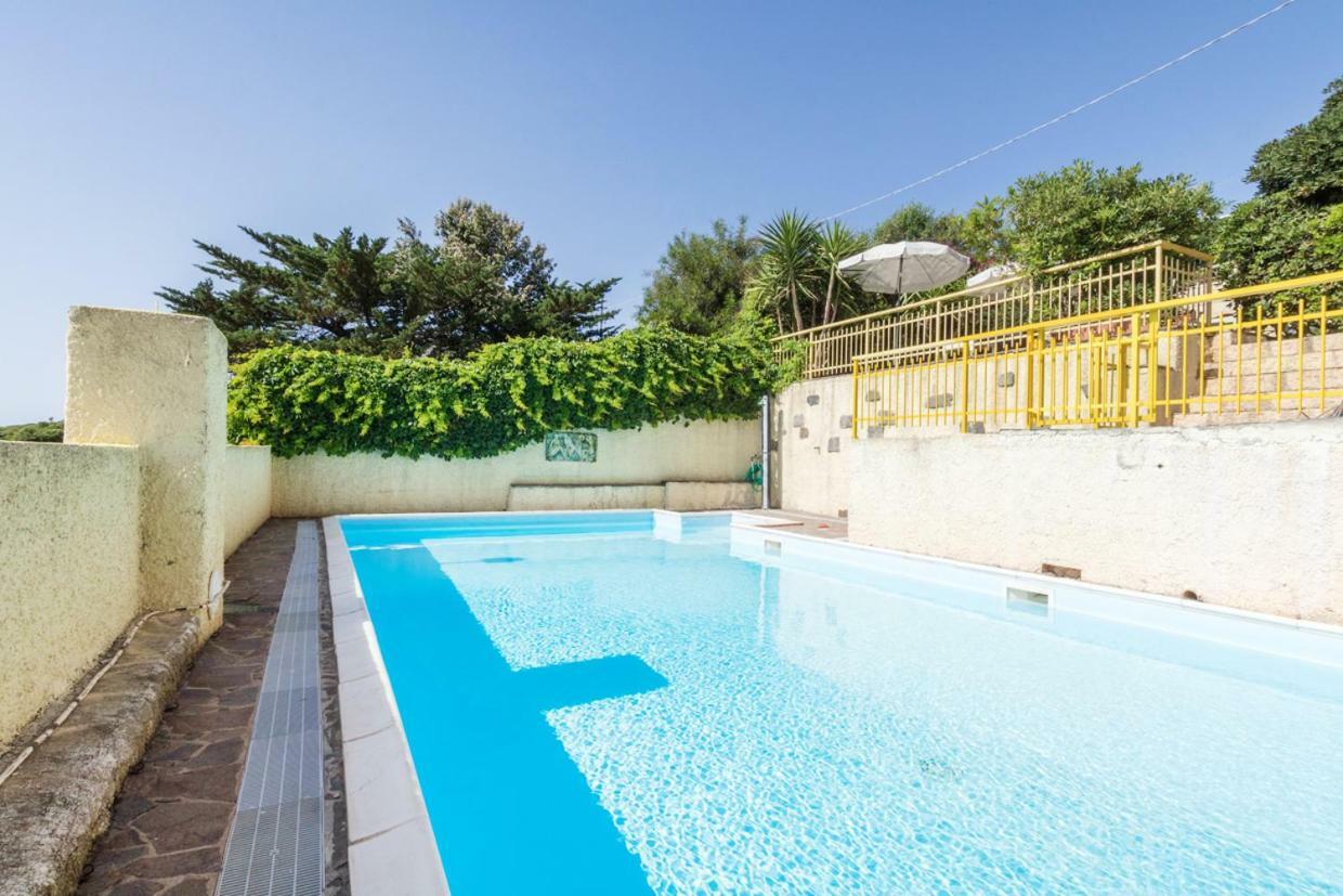 Mare Lughente Bed & Breakfast S'archittu Cuglieri Luaran gambar