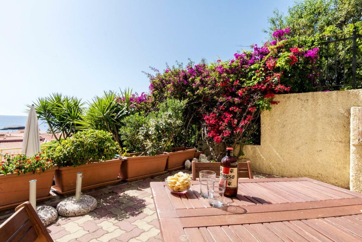 Mare Lughente Bed & Breakfast S'archittu Cuglieri Luaran gambar
